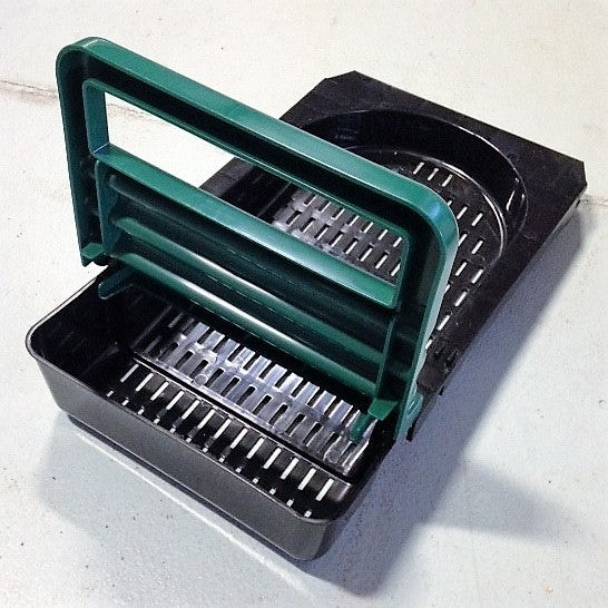 Single Hole Roll Away Nest